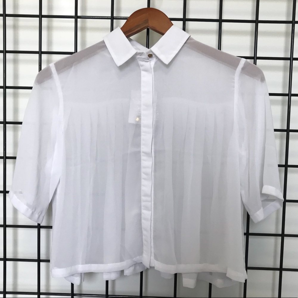 Statement crop top blouse. Size 2